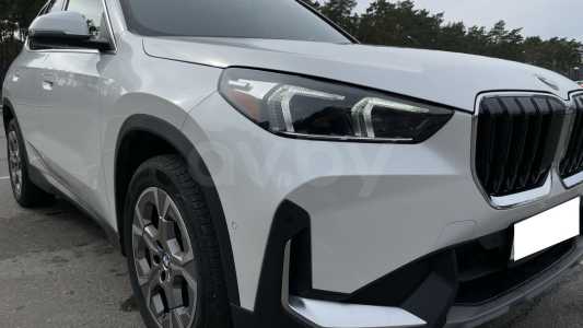 BMW X1 U11