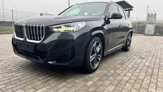 BMW X1 U11