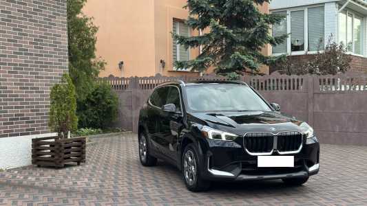 BMW X1 U11