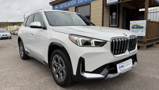 BMW X1 U11