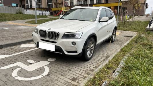 BMW X3 F25