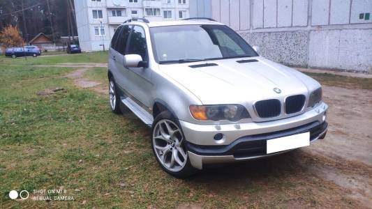 BMW X5 E53