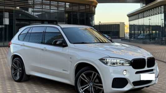 BMW X5 F15, 2018, пробег 198000 км BMW X5 F15, 2018, пробег 198000 км