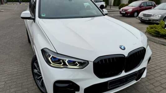 BMW X5 G05, 2021, пробег 126000 км BMW X5 G05, 2021, пробег 126000 км