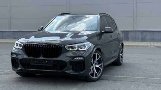 BMW X5 G05, 2021, пробег 45000 км BMW X5 G05, 2021, пробег 45000 км