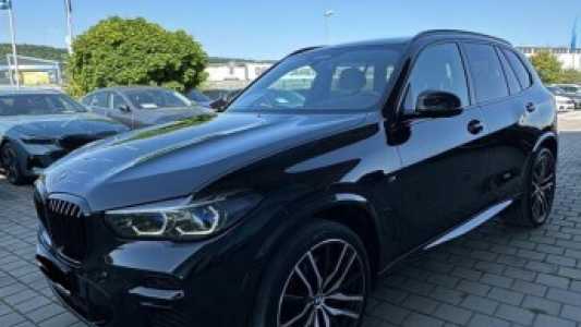 BMW X5 G05, 2022, пробег 100000 км BMW X5 G05, 2022, пробег 100000 км