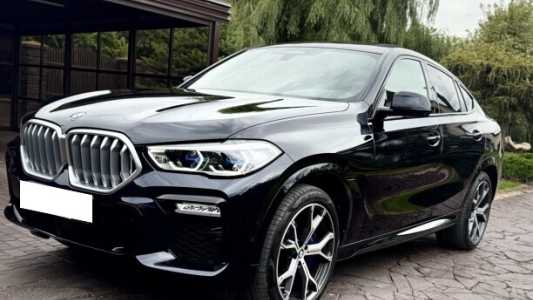 BMW X6 G06, 2020, пробег 135000 км BMW X6 G06, 2020, пробег 135000 км