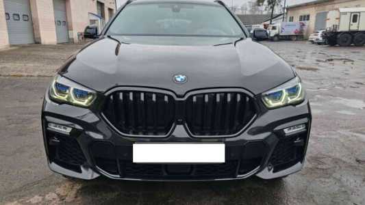 BMW X6 G06, 2021, пробег 89000 км BMW X6 G06, 2021, пробег 89000 км