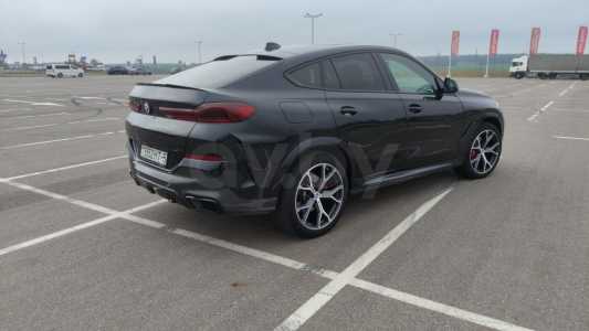 BMW X6 G06