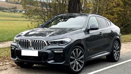 BMW X6 G06