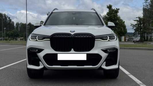 BMW X7 I, 2020, пробег 120000 км BMW X7 I, 2020, пробег 120000 км