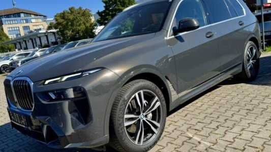 BMW X7 I Рестайлинг, 2022, пробег 60000 км BMW X7 I Рестайлинг, 2022, пробег 60000 км