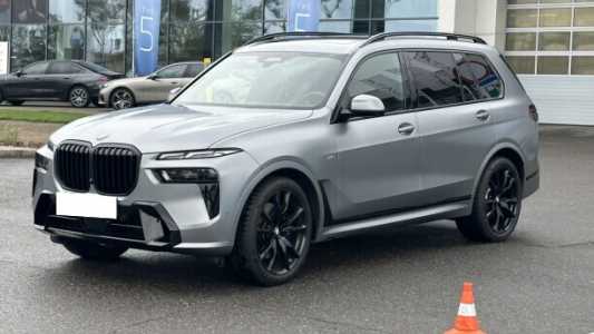 BMW X7 I Рестайлинг, 2023, пробег 18900 км BMW X7 I Рестайлинг, 2023, пробег 18900 км