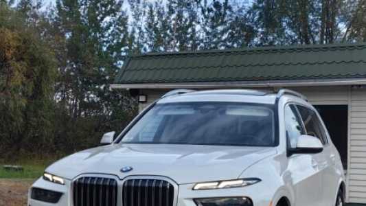 BMW X7 I Рестайлинг, 2024, пробег 34150 км BMW X7 I Рестайлинг, 2024, пробег 34150 км
