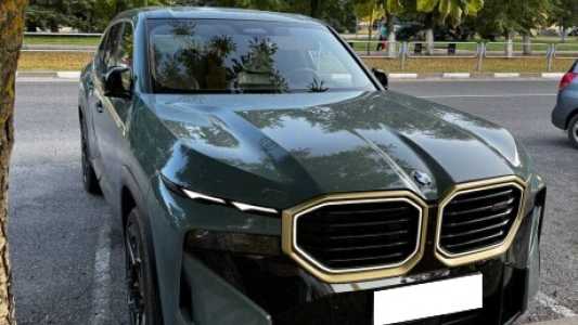 BMW XM , 2023, пробег 26000 км BMW XM , 2023, пробег 26000 км
