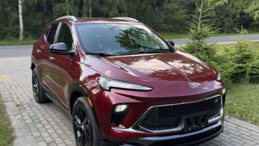 Buick Encore GX I Рестайлинг, 2023, пробег 7000 км Buick Encore GX I Рестайлинг, 2023, пробег 7000 км