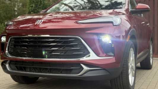 Buick Encore GX I  Рестайлинг, 2023, пробег 8000 км