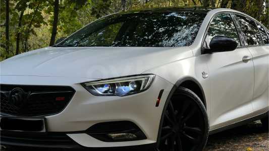 Buick Regal VI