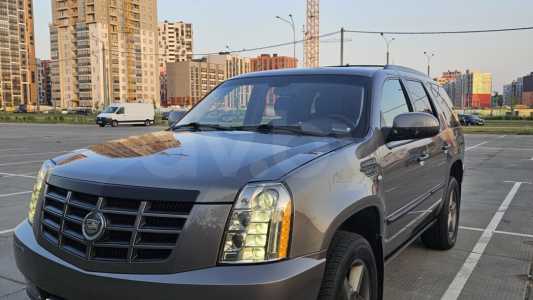 Cadillac Escalade III