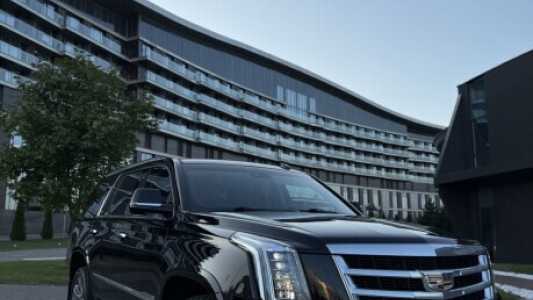Cadillac Escalade IV, 2017, пробег 147000 км Cadillac Escalade IV, 2017, пробег 147000 км