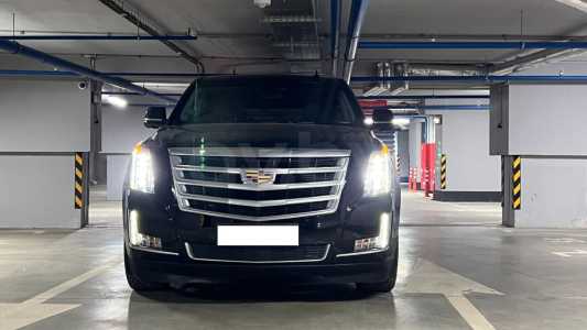 Cadillac Escalade IV