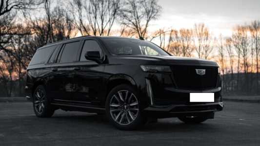 Cadillac Escalade V, 2021, пробег 99000 км Cadillac Escalade V, 2021, пробег 99000 км
