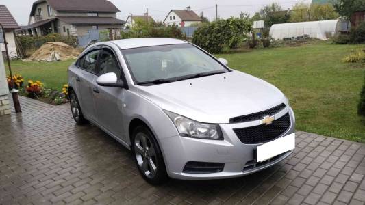 Chevrolet Cruze J300