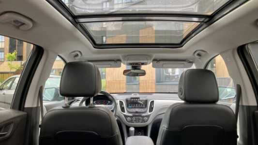 Chevrolet Equinox III, 2017, пробег 134000 км Chevrolet Equinox III, 2017, пробег 134000 км