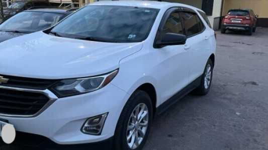 Chevrolet Equinox III, 2018, пробег 65200 км Chevrolet Equinox III, 2018, пробег 65200 км