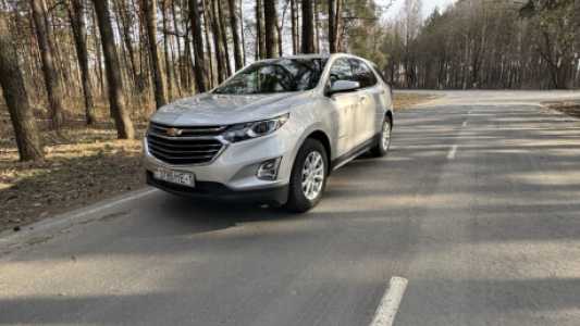 Chevrolet Equinox III, 2019, пробег 102000 км Chevrolet Equinox III, 2019, пробег 102000 км