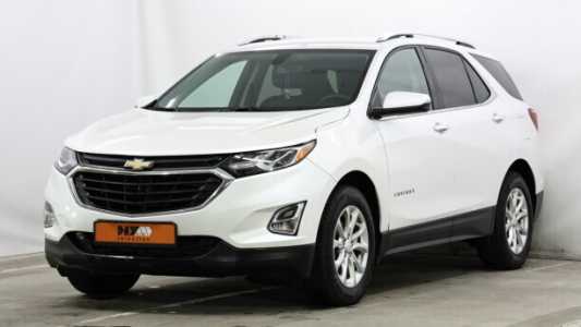 Chevrolet Equinox III, 2019, пробег 120000 км Chevrolet Equinox III, 2019, пробег 120000 км
