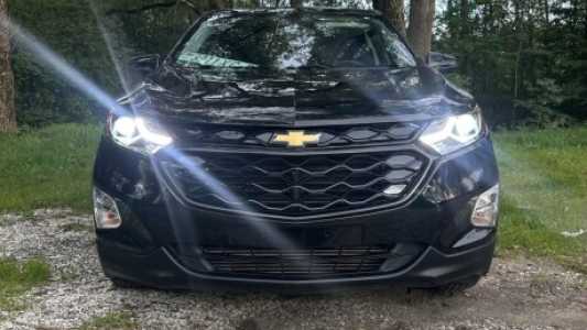 Chevrolet Equinox III, 2019, пробег 145000 км Chevrolet Equinox III, 2019, пробег 145000 км