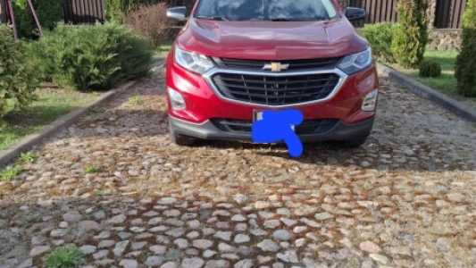Chevrolet Equinox III, 2020, пробег 105000 км Chevrolet Equinox III, 2020, пробег 105000 км