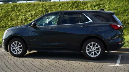 Chevrolet Equinox III, 2020, пробег 135348 км Chevrolet Equinox III, 2020, пробег 135348 км