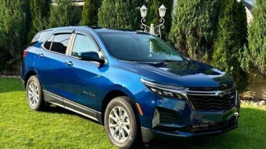 Chevrolet Equinox III, 2020, пробег 20000 км Chevrolet Equinox III, 2020, пробег 20000 км