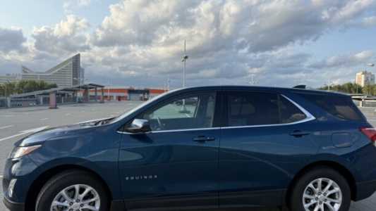 Chevrolet Equinox III, 2020, пробег 25000 км Chevrolet Equinox III, 2020, пробег 25000 км