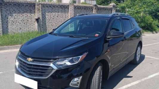 Chevrolet Equinox III, 2020, пробег 68000 км Chevrolet Equinox III, 2020, пробег 68000 км