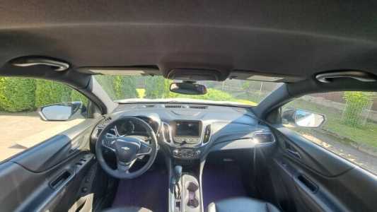Chevrolet Equinox III, 2020, пробег 96560 км Chevrolet Equinox III, 2020, пробег 96560 км