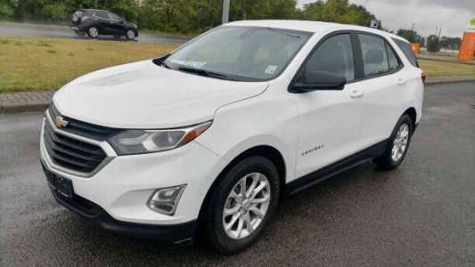 Chevrolet Equinox III, 2021, пробег 106000 км Chevrolet Equinox III, 2021, пробег 106000 км
