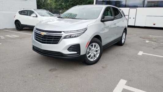 Chevrolet Equinox III Рестайлинг, 2021, пробег 42000 км Chevrolet Equinox III Рестайлинг, 2021, пробег 42000 км