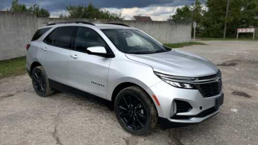 Chevrolet Equinox III Рестайлинг, 2022, пробег 1500 км Chevrolet Equinox III Рестайлинг, 2022, пробег 1500 км