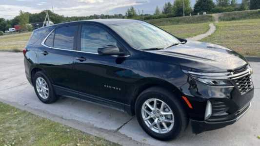 Chevrolet Equinox III Рестайлинг, 2022, пробег 34000 км Chevrolet Equinox III Рестайлинг, 2022, пробег 34000 км