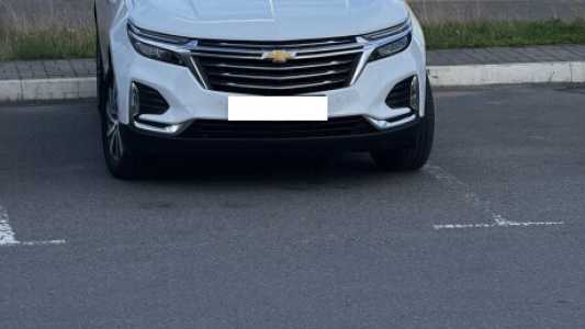 Chevrolet Equinox III Рестайлинг, 2022, пробег 45000 км Chevrolet Equinox III Рестайлинг, 2022, пробег 45000 км