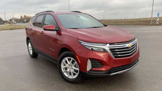 Chevrolet Equinox III Рестайлинг, 2022, пробег 50000 км Chevrolet Equinox III Рестайлинг, 2022, пробег 50000 км