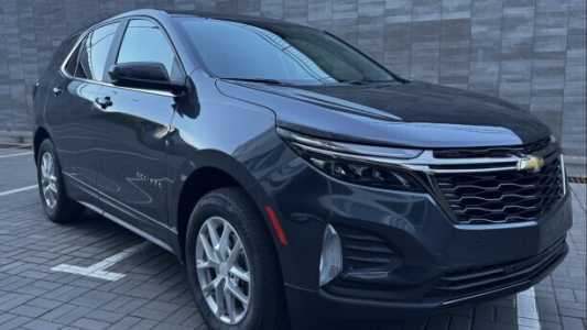 Chevrolet Equinox III Рестайлинг, 2022, пробег 52550 км Chevrolet Equinox III Рестайлинг, 2022, пробег 52550 км
