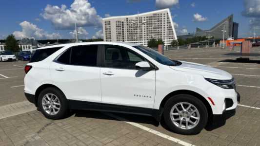 Chevrolet Equinox III Рестайлинг, 2023, пробег 37000 км Chevrolet Equinox III Рестайлинг, 2023, пробег 37000 км
