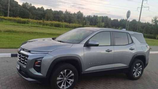 Chevrolet Equinox IV, 2024, пробег 6200 км Chevrolet Equinox IV, 2024, пробег 6200 км