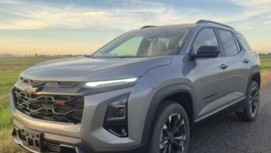 Chevrolet Equinox IV, 2024, пробег 7500 км Chevrolet Equinox IV, 2024, пробег 7500 км