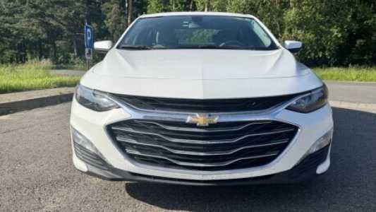 Chevrolet Malibu IX Рестайлинг, 2022, пробег 143231 км Chevrolet Malibu IX Рестайлинг, 2022, пробег 143231 км