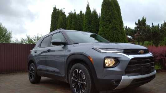 Chevrolet TrailBlazer III, 2020, пробег 62794 км Chevrolet TrailBlazer III, 2020, пробег 62794 км